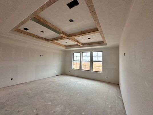 Empty room, Interior, Recessed Lighting, Wooden Beams