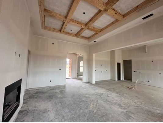 Empty room, Interior, Wooden Beams
