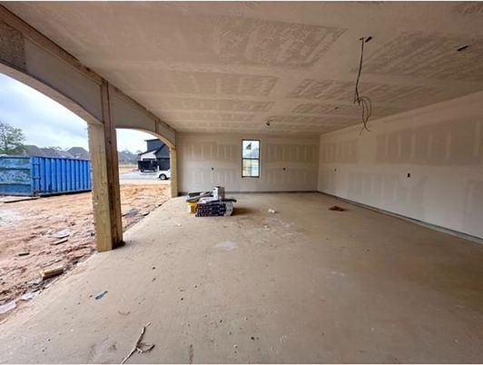 Garage, Interior