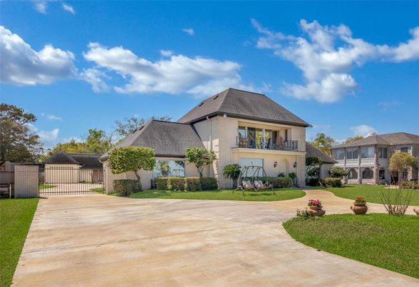 Attached, Backyard, Exterior, Facade, French Provincial