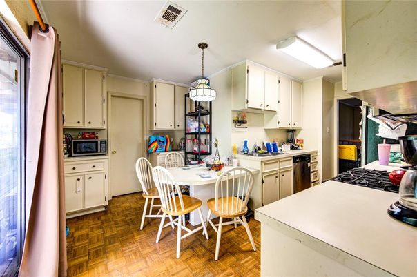 Dining room, Interior, Kitchen, Pendant Lights, Wood Texture Flooring