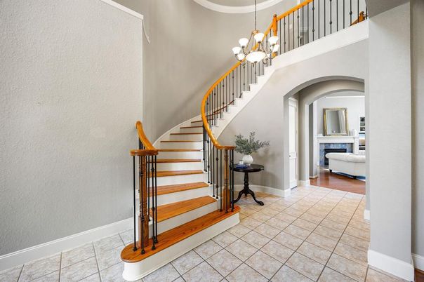 Chandelier, Interior, Pendant Lights