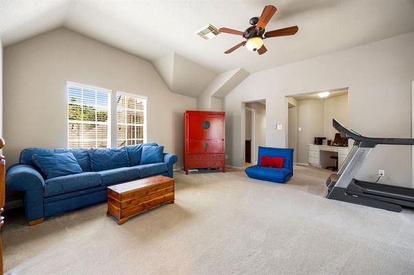 Fitness Equipment, Interior, Living room