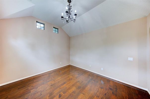 Chandelier, Empty room, Interior, Wood Texture Flooring