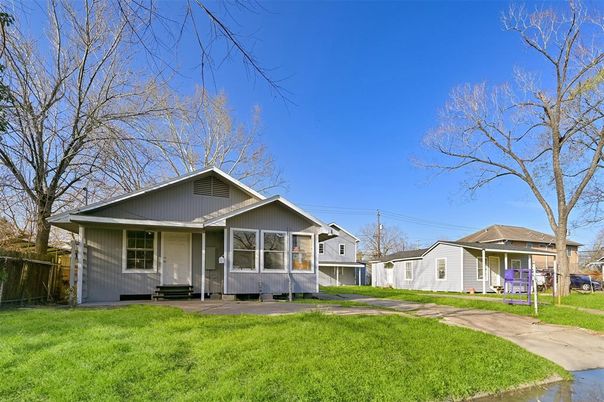 Backyard, Exterior, Facade, American Craftsman