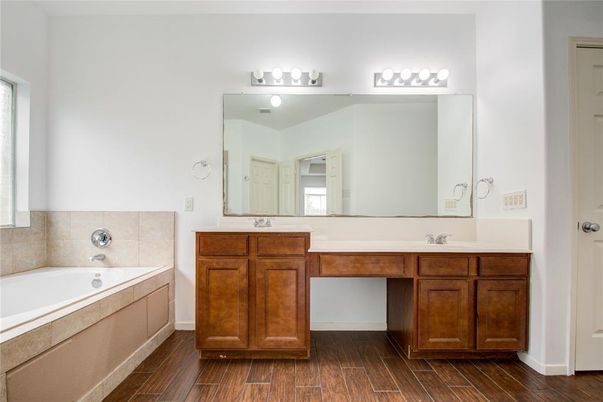 Bathroom, Dual Sink Vanities, Interior, Wood Texture Flooring
