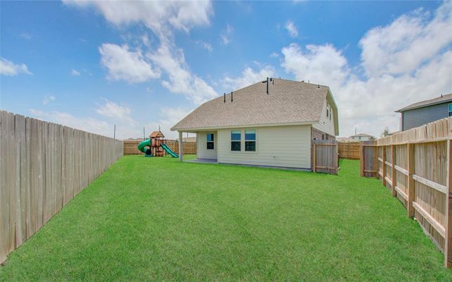 Backyard, Exterior, Playground