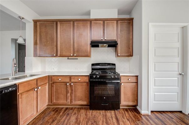 Interior, Kitchen, Pendant Lights, Wood Texture Flooring