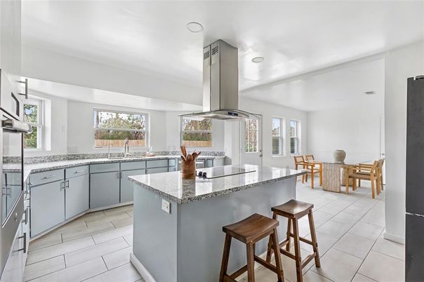 Dining room, Interior, Kitchen, Recessed Lighting