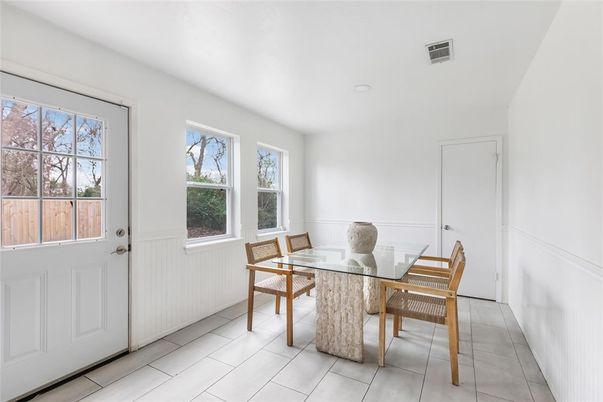 Dining room, Interior