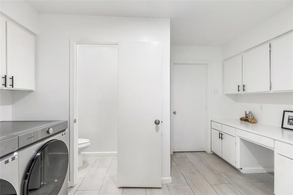 Interior, Washer