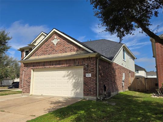 Attached, Exterior, Facade, Brick Facade, Brick Traditional
