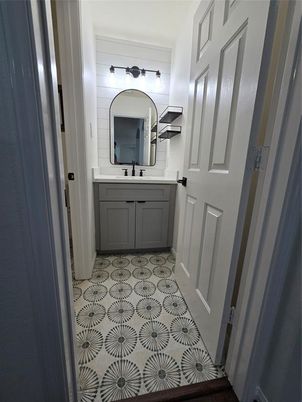 Bathroom, Interior