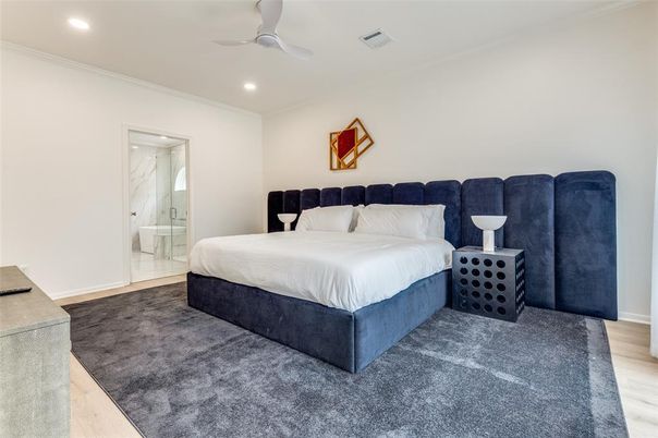 Bathroom, Bedroom, Interior, Recessed Lighting, Wood Texture Flooring