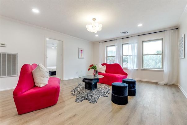 Chandelier, Interior, Living room, Recessed Lighting, Wood Texture Flooring