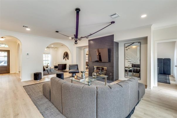 Fireplace, Interior, Living room, Pendant Lights, Recessed Lighting, Wood Texture Flooring