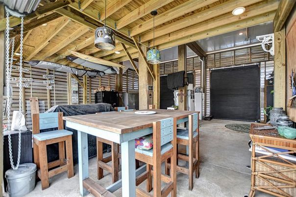Interior, Pendant Lights, Wooden Beams, Wooden Ceilings