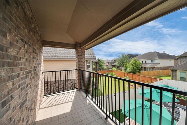 Exterior, Pool, Other