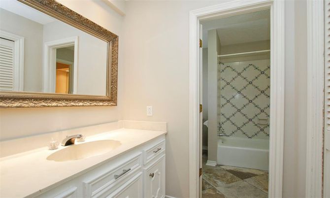 Bathroom, Interior