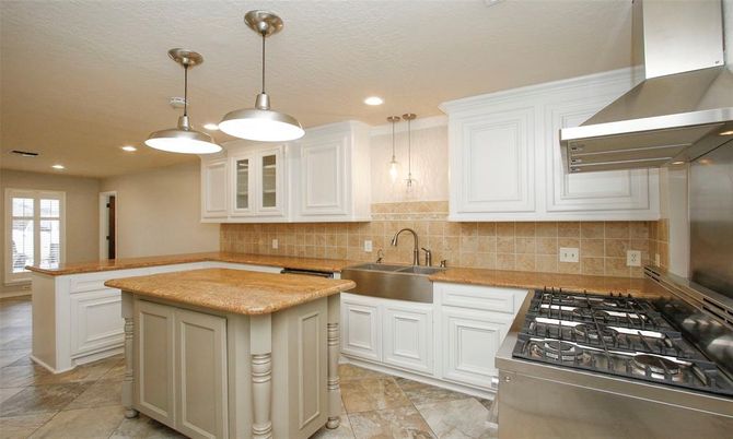 Interior, Kitchen, Pendant Lights, Recessed Lighting, Stainless Steel Appliances