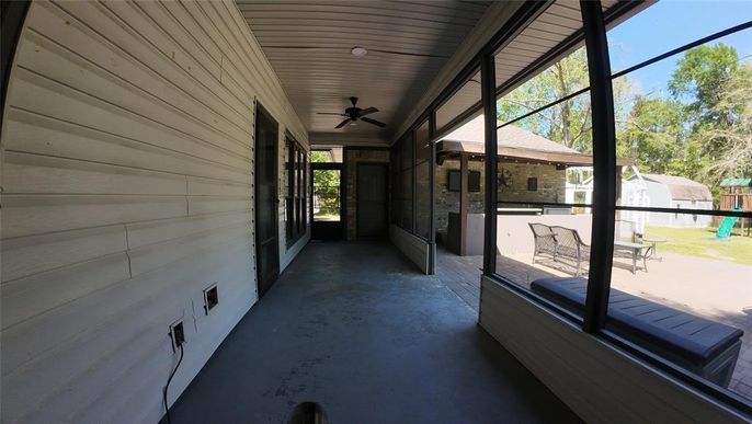 Exterior, Sun Room