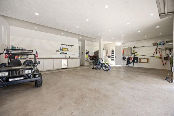 Garage, Interior, Recessed Lighting