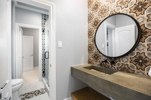 Bathroom, Interior