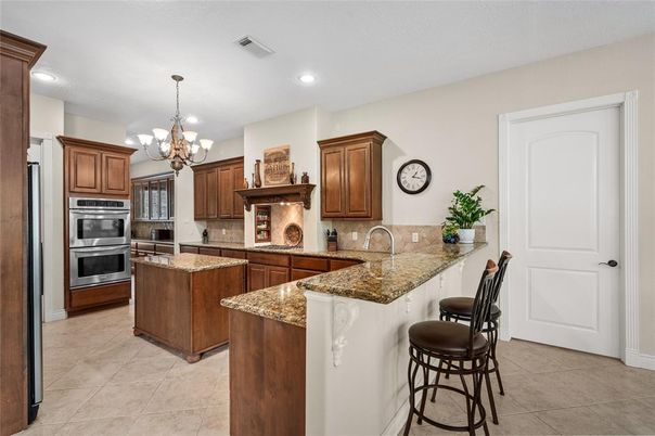 Chandelier, Interior, Kitchen, Recessed Lighting, Stainless Steel Appliances