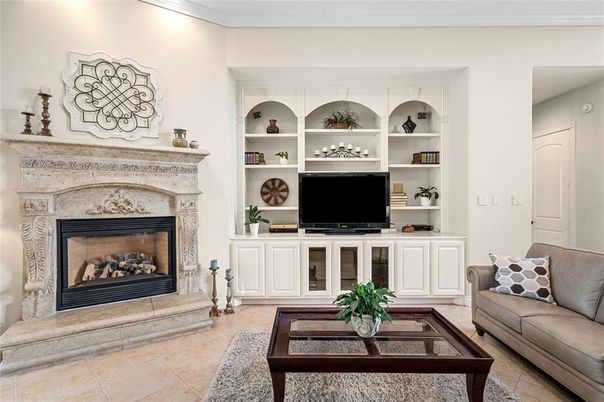 Fireplace, Interior, Living room
