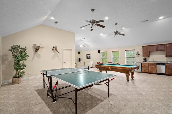 Billiard Table, Game Room, Interior, Recessed Lighting