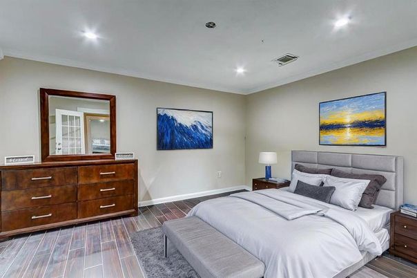 Bedroom, Interior, Recessed Lighting, Wood Texture Flooring