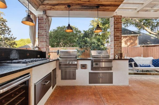Exterior, Pendant Lights