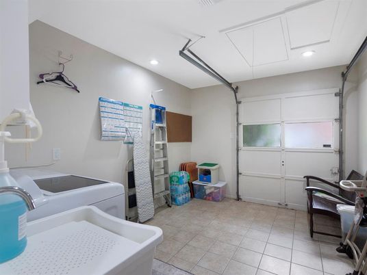 Interior, Recessed Lighting, Washer