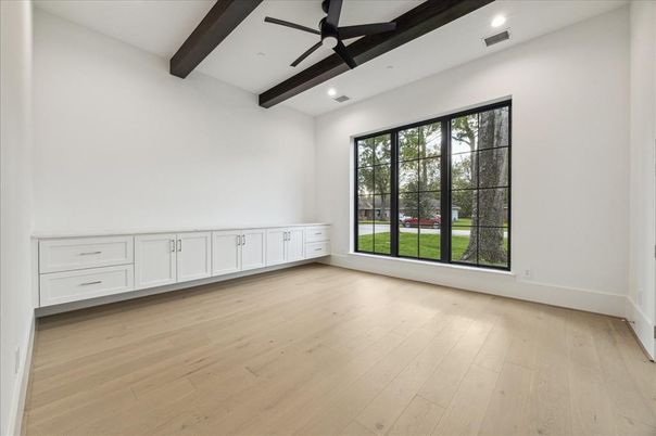 Empty room, Interior, Recessed Lighting, Wooden Beams, Wood Texture Flooring