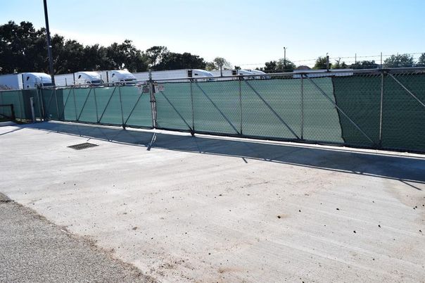 Exterior, Tennis Courts