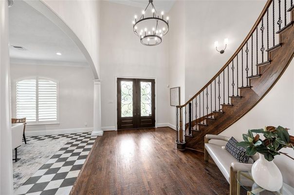 Chandelier, Interior, Pendant Lights, Recessed Lighting, Wood Texture Flooring