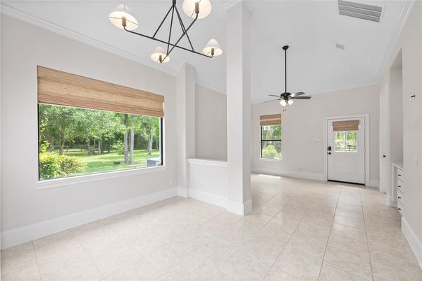 Empty room, Interior, Pendant Lights