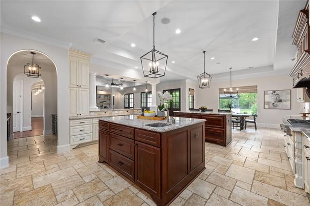 Chandelier, Dining room, Interior, Kitchen, Pendant Lights, Recessed Lighting, Stainless Steel Appliances