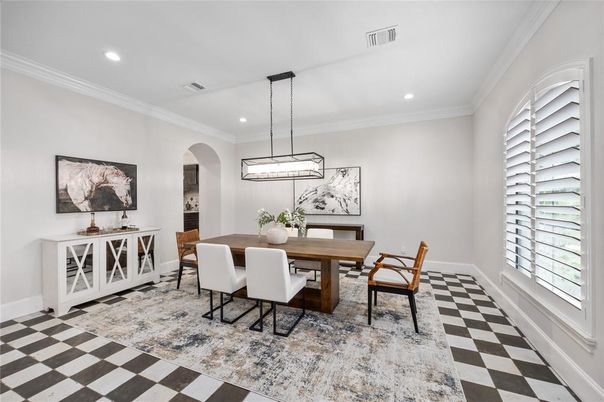 Dining room, Interior, Pendant Lights, Recessed Lighting