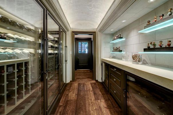 Interior, Recessed Lighting, Wood Texture Flooring