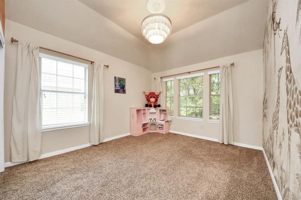 Chandelier, Empty room, Interior
