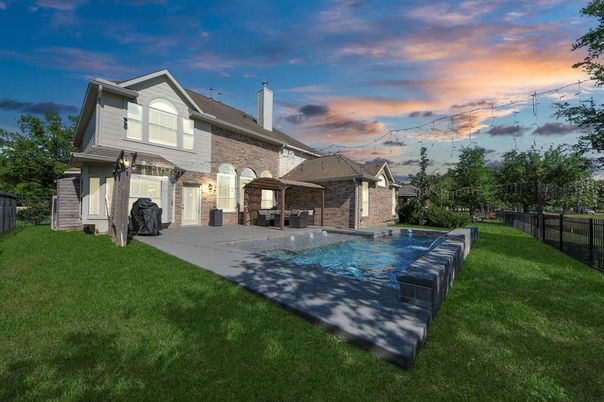 Backyard, Exterior, Pool