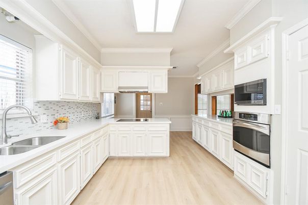 Interior, Kitchen, Stainless Steel Appliances, Wood Texture Flooring