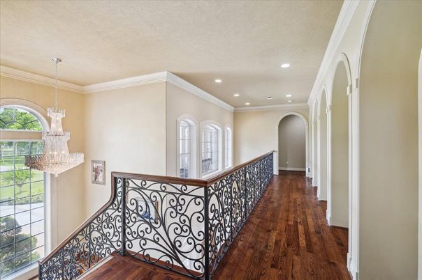 Chandelier, Interior, Recessed Lighting, Wood Texture Flooring