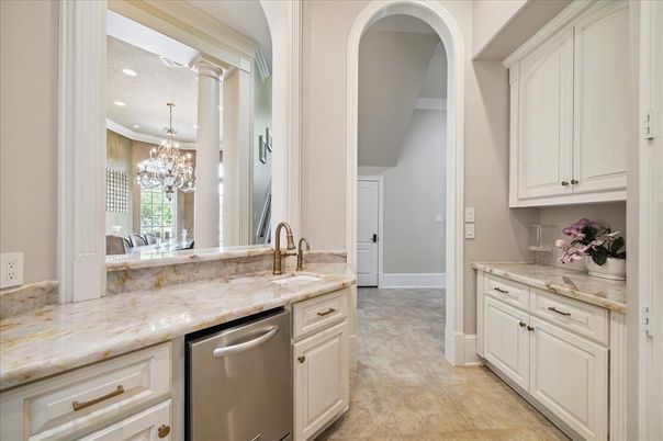 Chandelier, Interior, Kitchen, Pendant Lights, Recessed Lighting, Stainless Steel Appliances