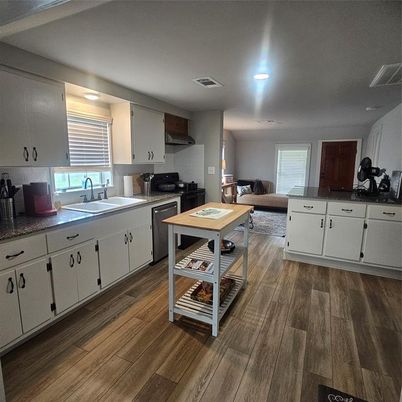 Interior, Kitchen, Living room, Recessed Lighting, Wood Texture Flooring