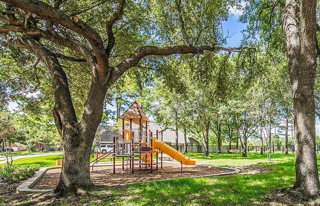 Backyard, Exterior, Playground