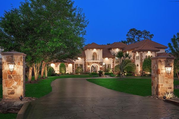 Backyard, Exterior, Facade, Mediterranean