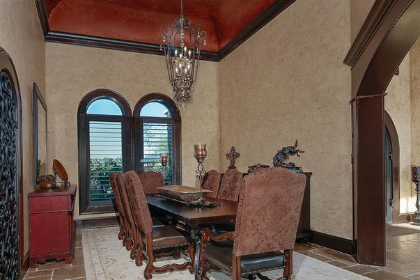 Chandelier, Dining room, Interior
