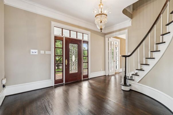 Chandelier, Interior, Wood Texture Flooring